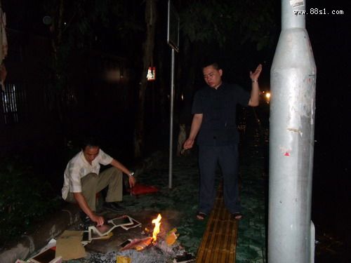 出道的第一场公益超度法事